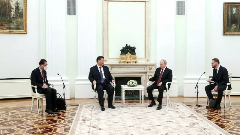 El presidente ruso Vladimir Putin y el presidente chino Xi Jinping asisten a una reunión en el Kremlin en Moscú, Rusia, el 20 de marzo de 2023