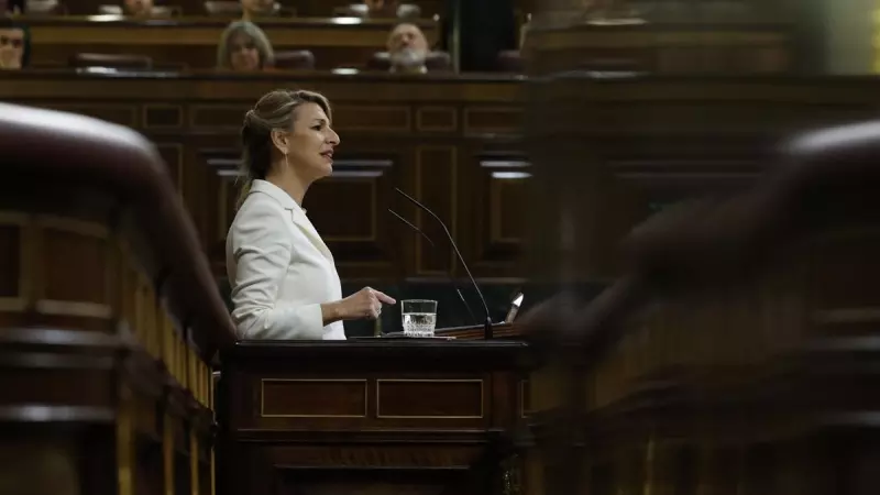 Yolanda Díaz responde a Ramón Tamames en el Congreso durante el debate de la moción de censura de Vox.