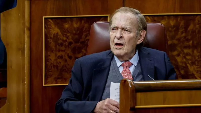 Ramón Tamames, durante la segunda jornada de la moción de censura en el Congreso.