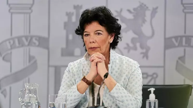 La exministra de Educación, Isabel Celaá, durante una rueda de prensa, a 19 de mayo de 2021.