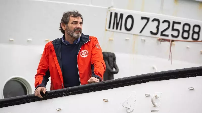 El director de Open Arms, Òscar Camps, en una imagen de 2020 en el puerto de Barcelona.