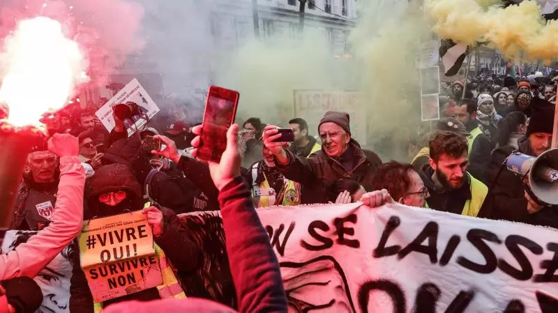 Décima jornada de protestas contra la reforma de las pensiones en Francia, en París, a 28 de marzo de 2023.