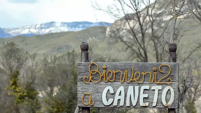 Caneto, una remota aldea del Pirineo vaciada por la fuerza en el franquismo, ha sido recuperada 40 años después.