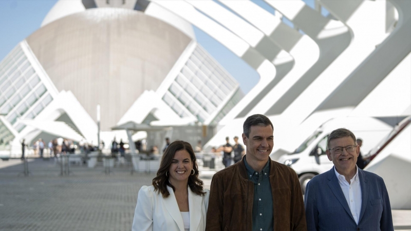 21/04/2023. Sandra Gómez, Pedro Sánchez, y Ximo Puig, en Conferencia Municipal del PSOE, en la Ciudad de las Artes y las Ciencias, a 16 de abril de 2023.