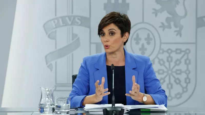 La ministra de Política Territorial y portavoz del Gobierno, Isabel Rodríguez, durante la rueda de prensa posterior al Consejo de Ministros, este martes en Moncloa