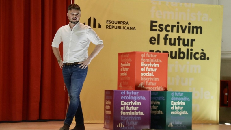 El candidat d'ERC a Santa Coloma de Gramenet, Gabriel Rufián, durant un acte polític.