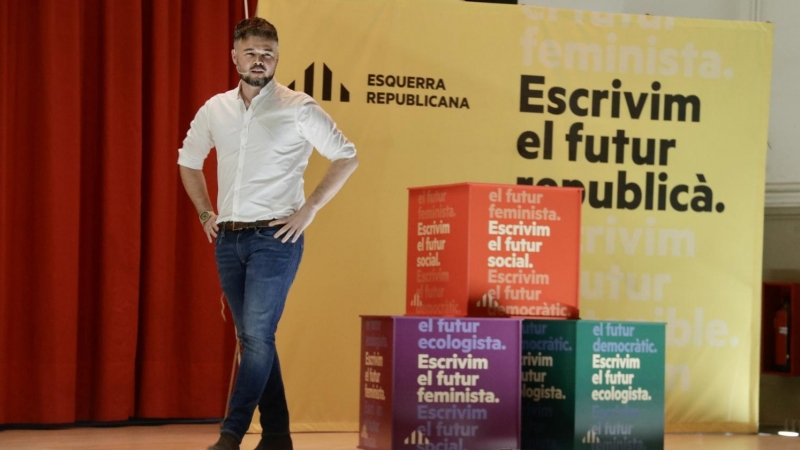 El candidat d'ERC a Santa Coloma de Gramenet, Gabriel Rufián, durant un acte polític.