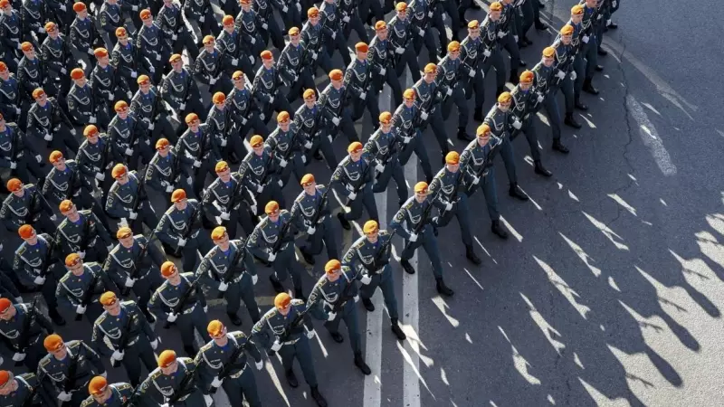 Soldados rusos durante el desfile militar por el Día de la Victoria en Moscú, a 9 de mayo de 2023.