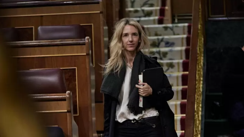 La diputada del PP Cayetana Álvarez de Toledo durante una sesión plenaria en el Congreso de los Diputados, a 15 de marzo de 2023, en Madrid