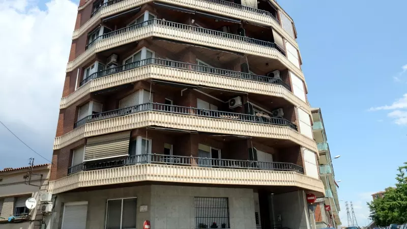 El bloc 41 del carrer Gaudí de Manresa on residia la dona assassinada