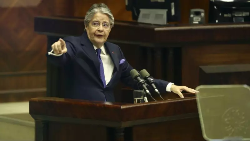 El presidente de Ecuador, Guillermo Lasso, interviene durante un juicio político de censura en su contra, en la sede de la Asamblea Nacional, en Quito.