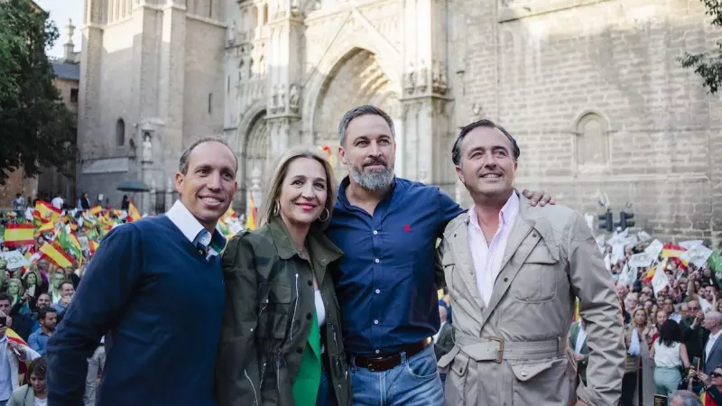 Santiago Abascal durante la clausura el acto de cierre de campaña, a 26 de mayo de 2023, en Toledo.