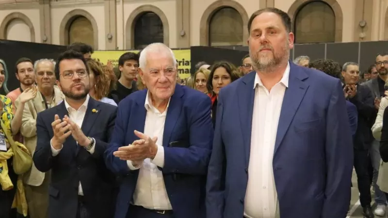 28/05/2023 - Pere Aragonès, Ernest Maragall i Oriol Junqueras durant la nit electoral del 28-M.