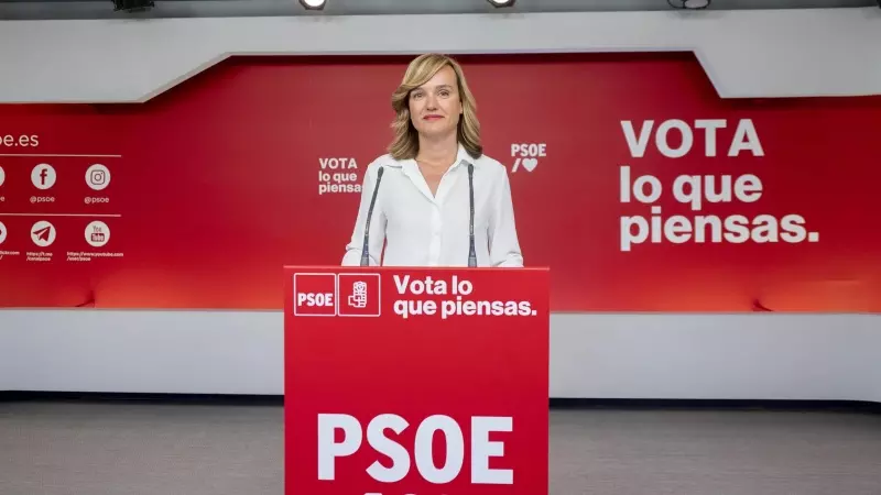 La portavoz del PSOE y ministra de Educación y Formación Profesional, Pilar Alegría, interviene en una rueda de prensa durante el seguimiento de la jornada electoral en la sede federal del PSOE, a 28 de mayo de 2023, en Madrid (España)