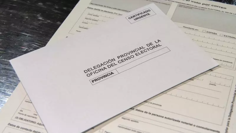 Ejemplo de voto por correo que se puede obtener en Correos, en la Oficina de Correos de Cibeles, en Madrid, (España)