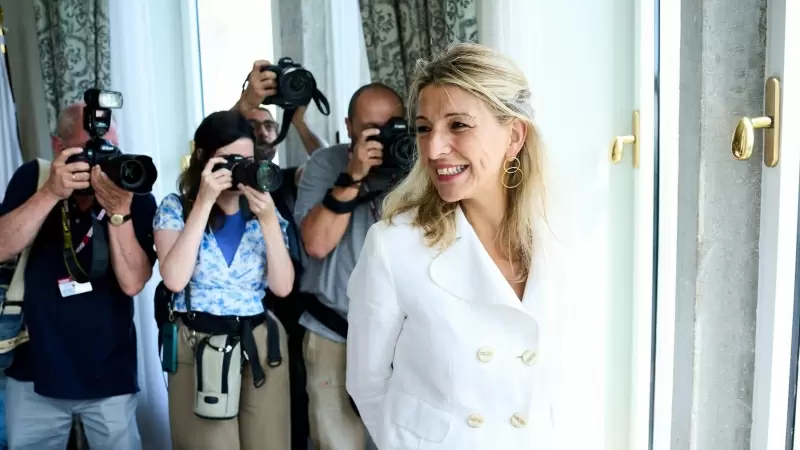 La vicepresidenta segunda y líder de Sumar, Yolanda Díaz, a su llegada a un seminario en Santander, a 22 de junio de 2023.