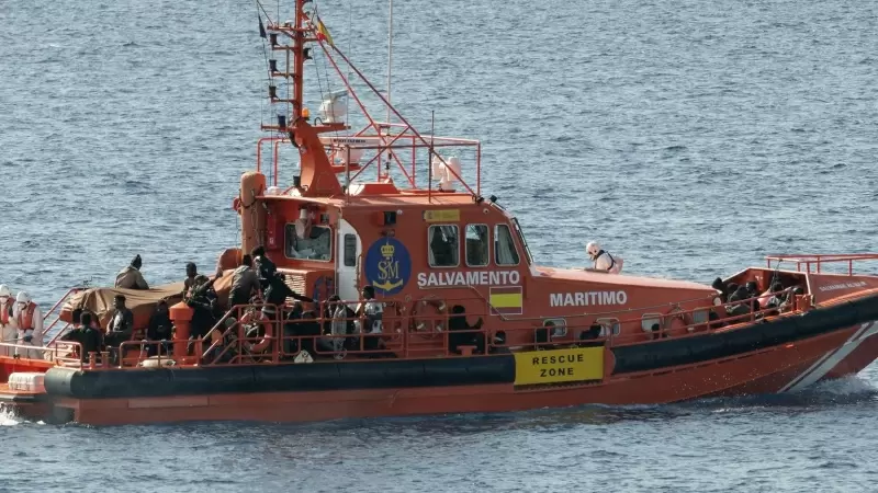 Barco de rescate de Salvamento Marítimo en Lanzarote.