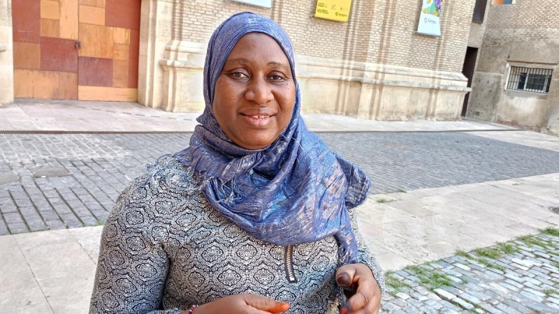 Mariama, de Gambia, lleva seis años tramitando el reconocimiento de su ciudadanía española tras 24 años en el país