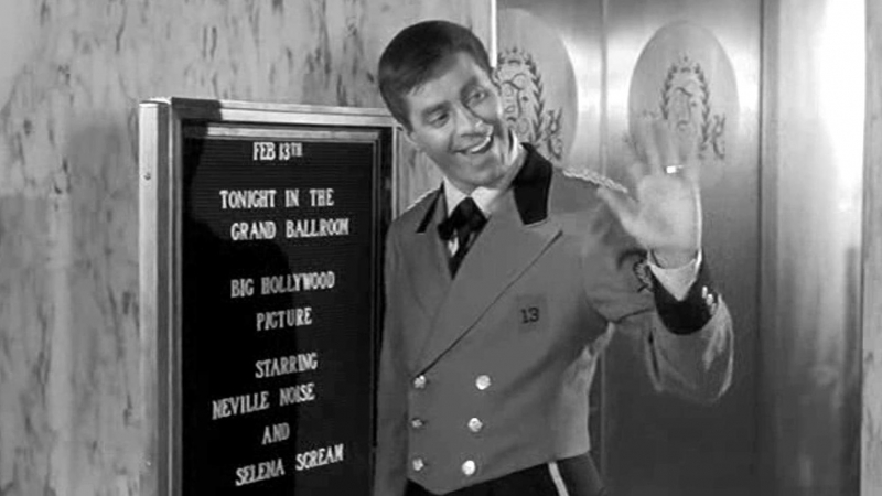 Jerry Lewis, en el lujoso Hotel Fontainbleau de Miami Beach, en Florida, en 'El botones'