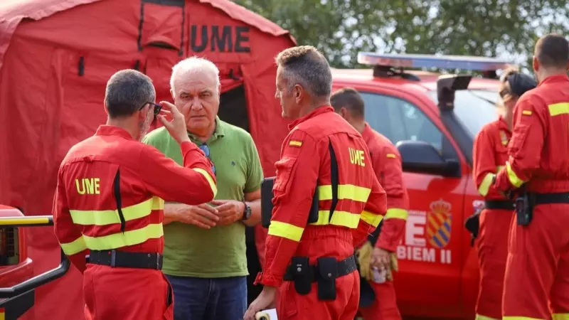 Despliegue de la UME en las inmediaciones del incendio en La Palma, a 16 de julio de 2023.