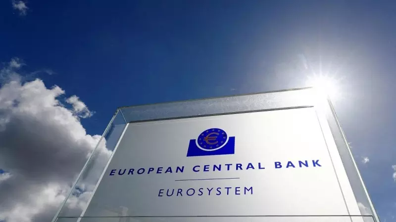 El logo del Banco Central Europeo (BCE) en el exterior de su sede en Frankfurt