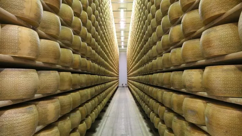 07/08/2023 El Grana Padano es un queso italiano que se elabora principalmente en las provincias italianas de Lombardía, el Véneto y la Emilia-Romaña