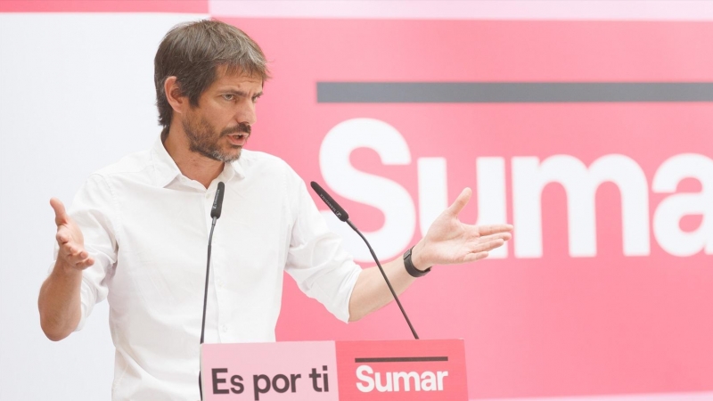El portavoz de Sumar, Ernest Urtasun, en una rueda de prensa tras las elecciones generales del 23J, a 24 de julio de 2023, en Madrid.