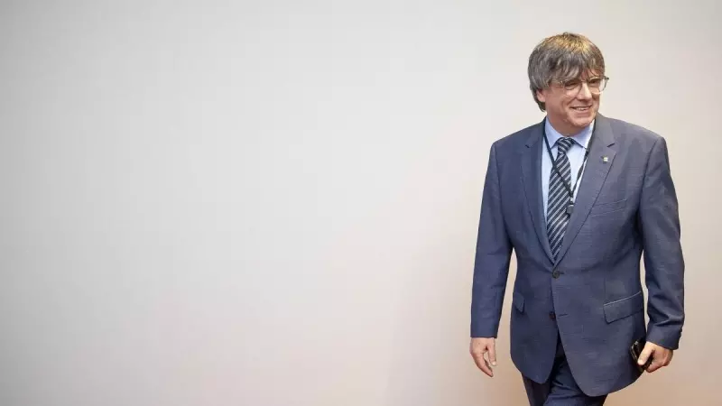 Carles Puigdemont, tras una rueda de prensa en la que ha evaluado la retirada de su inmunidad, junto a la de Toni Comín y Clara Ponsatí, a 5 de julio de 2023