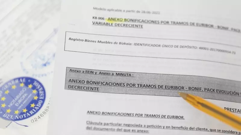 Documentación para la firma de una hipoteca. E.P./Eduardo Parra
