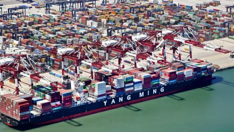 Una imagen aérea de la terminal de contenedores del Port de Barcelona.