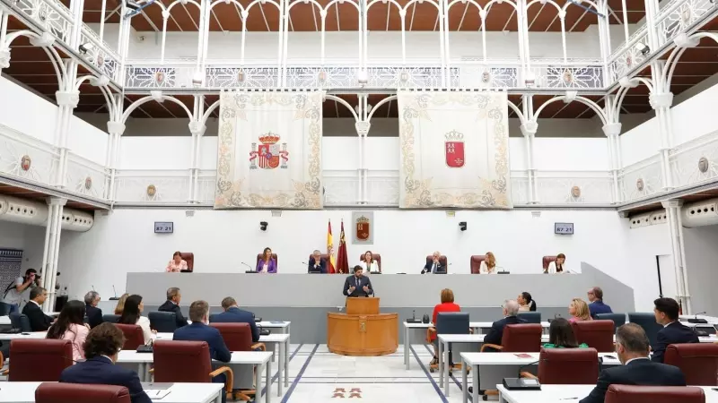 Vista del pleno de la Asamblea Regional de Murcia  durante la segunda y última sesión del debate de investidura  de Fernando Lopez Miras. E.P./Edu Botella