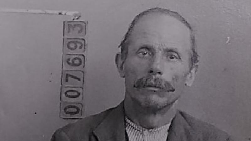 Juan Demarchi, el carpintero anarquista que influyó en Salvador Allende, en 1919.
