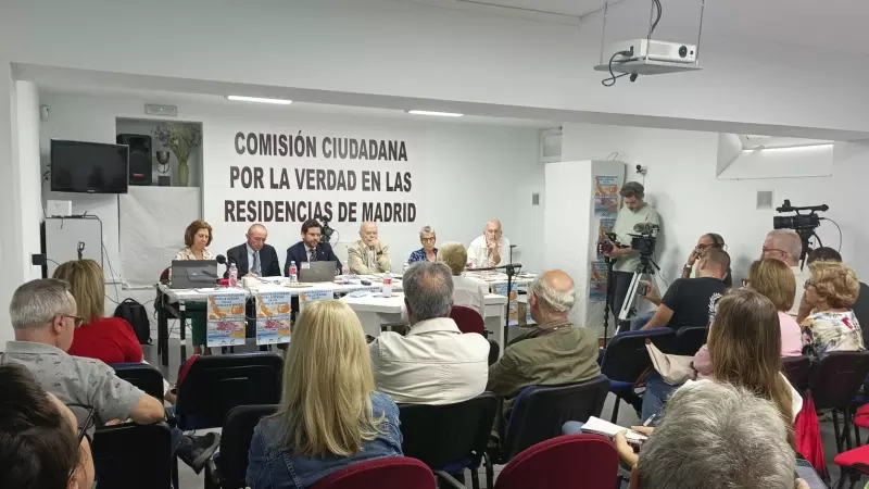 Comisión ciudadana para la investigación de las muertes en las residencias de Madrid durante la primera ola de la covid, a 15 de septiembre de 2023.