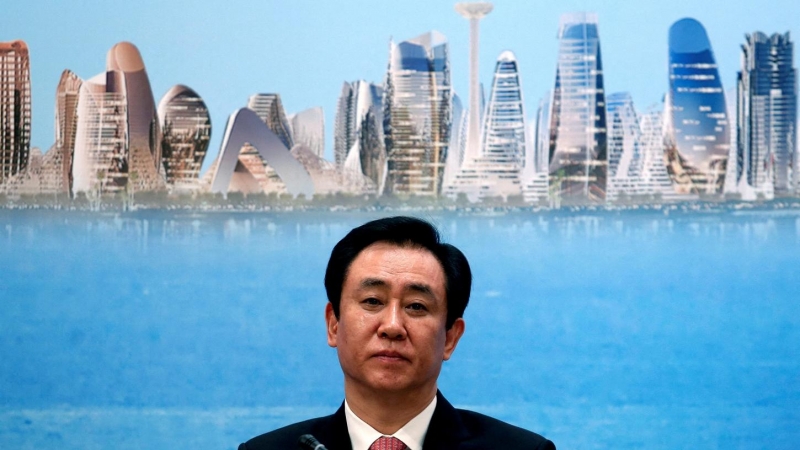 Foto de marzo de 2017 del presidente y fundador del grupo chino Evergrande, Hui Ka Yan, en una rueda de prensa. REUTERS/Bobby Yip