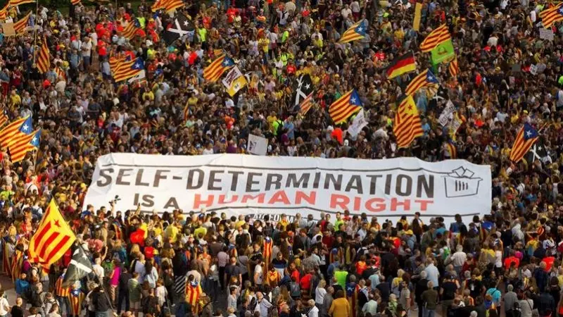 Manifestación en Barcelona en el primer aniversario del 1-O.