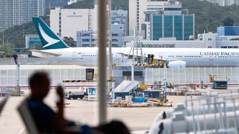 Un avión aterriza en el Aeropuerto Internacional de Hong Kong, China, a 13 de septiembre de 2023.