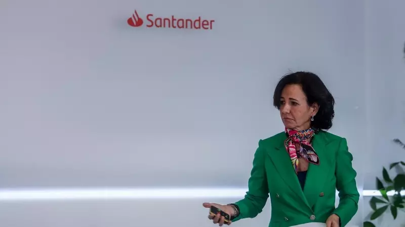 La presidenta del Banco Santander, Ana Botín, durante la presentación de los resultados del año 2022, en la Ciudad Grupo Santander de Boadilla del Monte. E.P./Ricardo Rubio