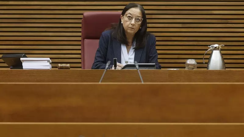 Llanos Massó, presidenta de las Corts Valencianes