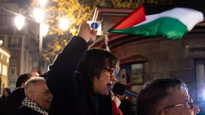 Nacho Vegas pone voz a la solidaridad asturiana con Gaza