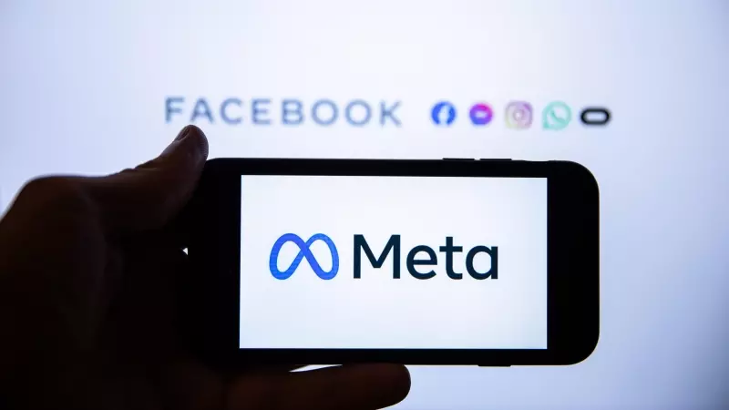 Imagen de archivo de un 'smartphone' con el logo de Meta.