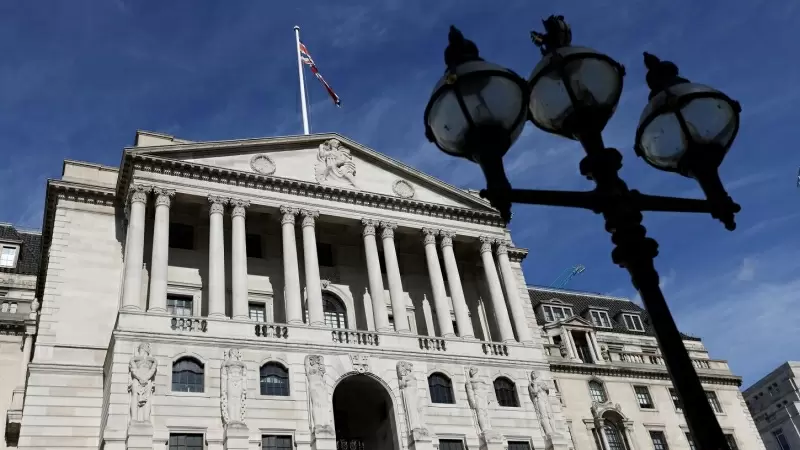 Vista del edificio del Banco de Inglaterra (BoE, en sus siglas en inglés), en plena City de Londres. REUTERS/Hollie Adams