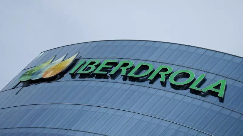 El logo de Iberdrola en su sede en Bilbao. REUTERS/Vincent West