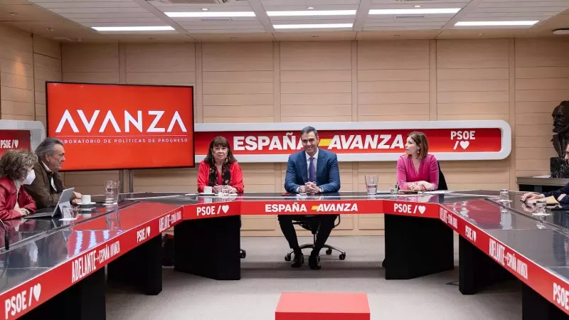 El secretario general del PSOE y presidente del Gobierno, Pedro Sánchez, en la reunión del 'think tank' 'Avanza'.
