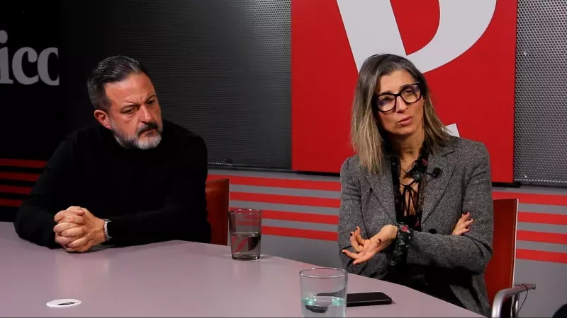 Manu Pineda y Francesca Albanese durante su entrevista en 'Público'.