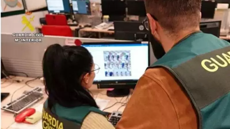 19/1/24- Agentes de la Guardia Civil durante una investigación de contenido pedófilo en la 'deep web'.