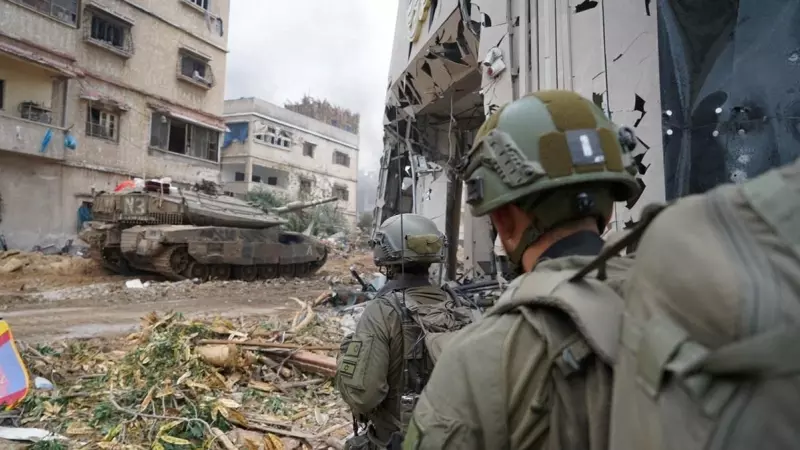 Los soldados israelíes preparan una operación militar en Gaza el 4 de febrero de 2024.
