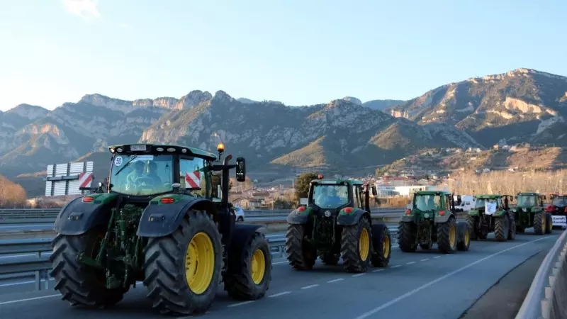 11/02/2024 - La tractorada d'aquest diumenge a la C-16, al Berguedà.