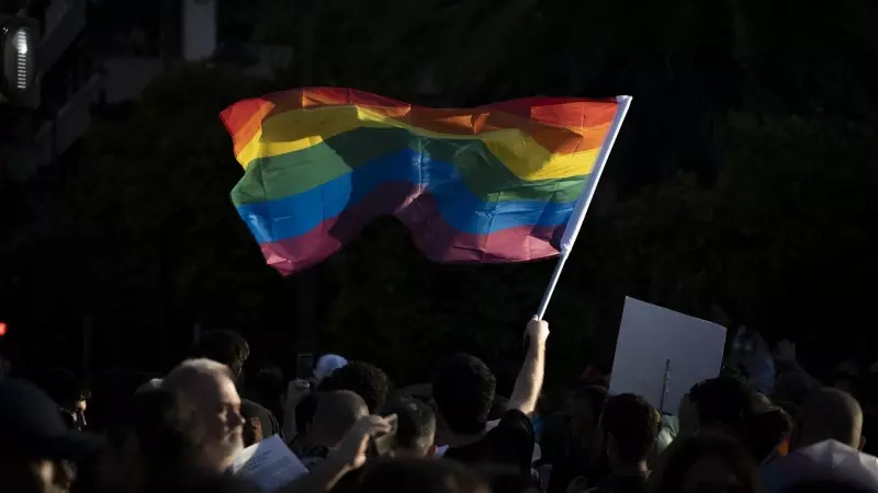Manifestación del Orgullo LGTB, a 25 de junio de 2022, en Valencia, Comunidad Valenciana (España). Este 2022, el lema ‘Ante el odio: derechos y Orgullo’, tiene como objetivo poner el foco en el aumento de las agresiones hacia el colectivo y reivindicar me