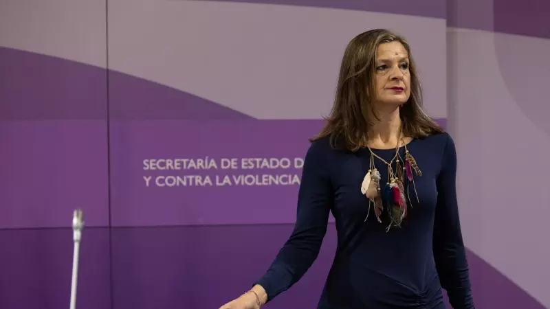 La delegada del Gobierno contra la Violencia de Género, Carmen Martínez Perza, durante la presentación del estudio 'Impacto de la violencia de género y de la violencia sexual contra las mujeres en España: una valoración de sus costes en 2022', en el Minis