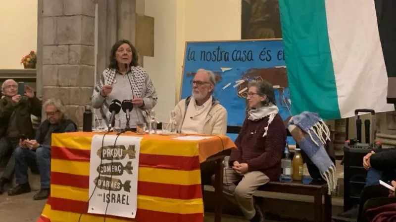 Gabriela Serra, Martí Olivella i Llum Mascaray posen punt final a la vaga de fam per Palestina iniciada fa 15 dies